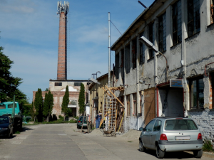 Telepített sorompó a Lenfonónál